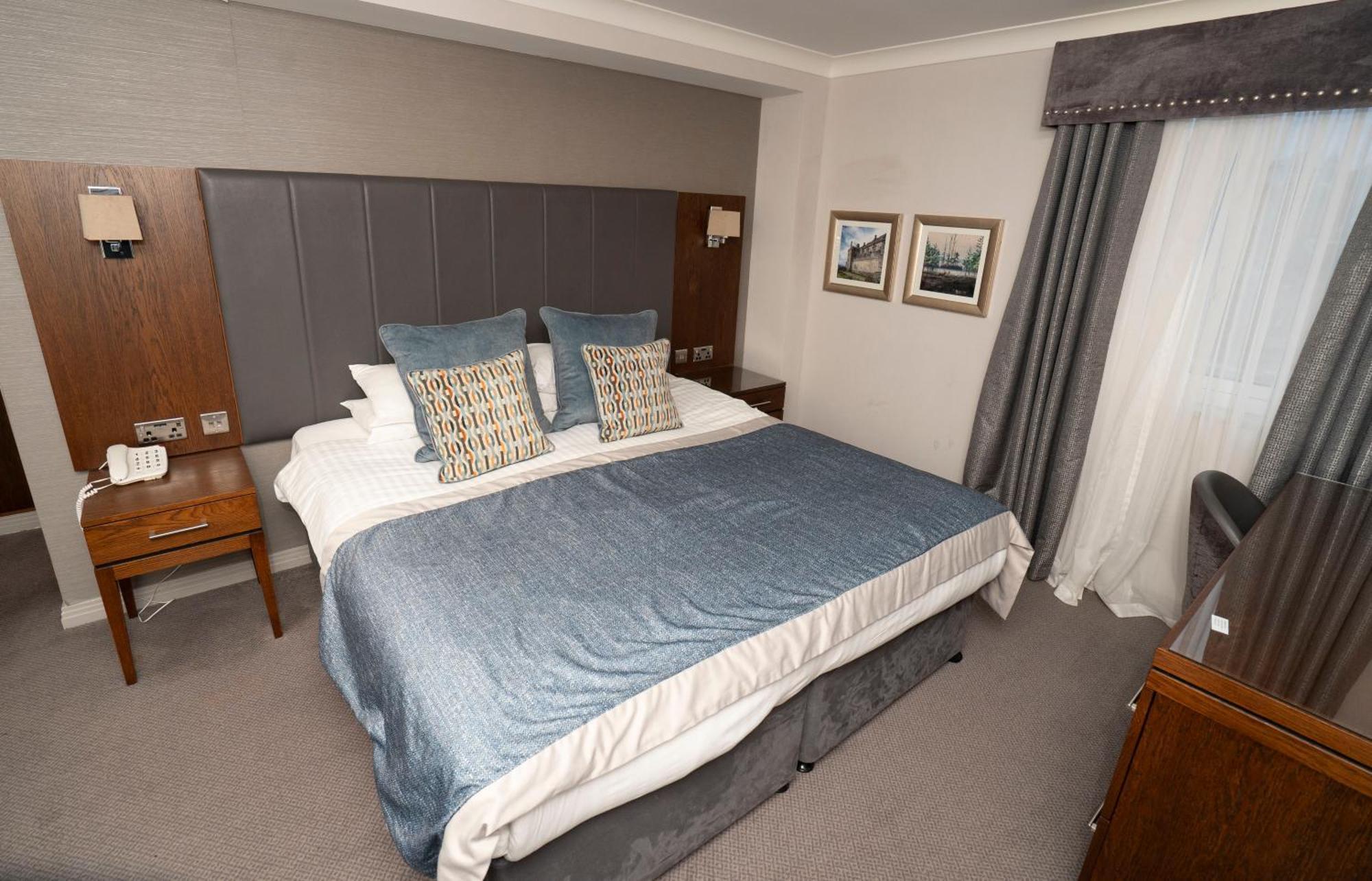 Golden Lion Hotel Stirling